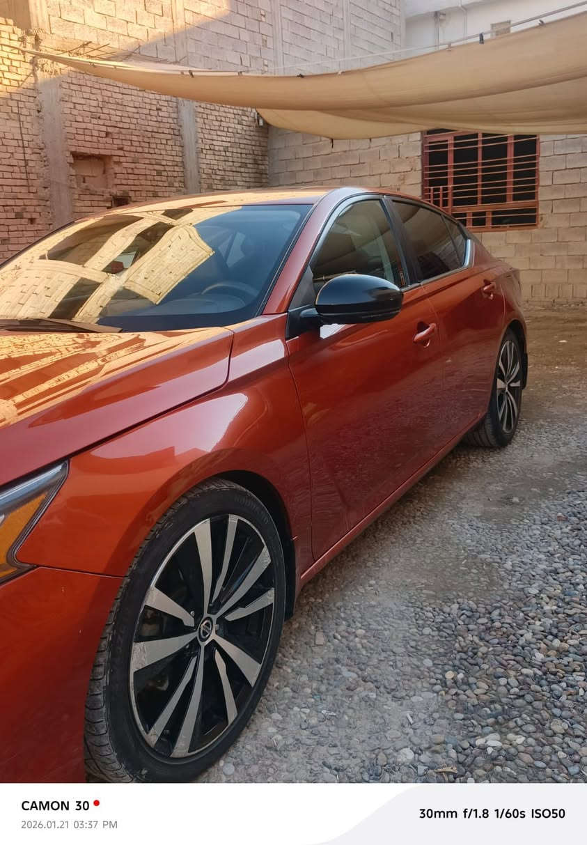 اللتما موديل 2021 محرك 2000 تيربو sr سبورت رياضية ماشية 42 الف  قابلة للزيادة حادثها خلفي قطعة جنطة فقط مبدلة بدون ايرباك الجاملغ بارد بي تعديل بدون صبغ الباقي على وضع الشركة ويل 19 رياضي فول مواصفات فتحه الأبواب بصمة تشغيل عن بعد كشن كهرباء  رادار امامي خلفي توقف ذاتي انحراف مسار تنبيه السائق السيارة مرقمه بغداد معوقين وكالة من الشرعي وضمان التحويل وصور الضرر موجودة السيارة كاملة مناقصها شي سعرها 150 قفل
***********
