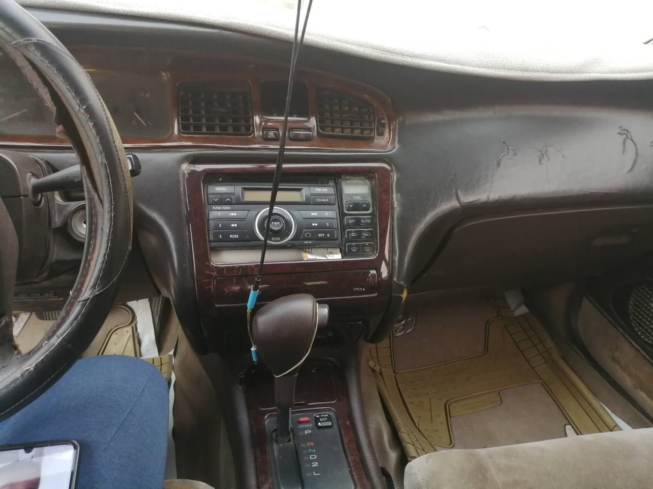 كراون بطه موديل 1992 تحويل ثاني يوم بأسمي صار١٣ سنه جانيها مكفوله سنويه لغاية ٢٩ سعرها مناسب الشراي يتصل رقمي وات ساب ***********
