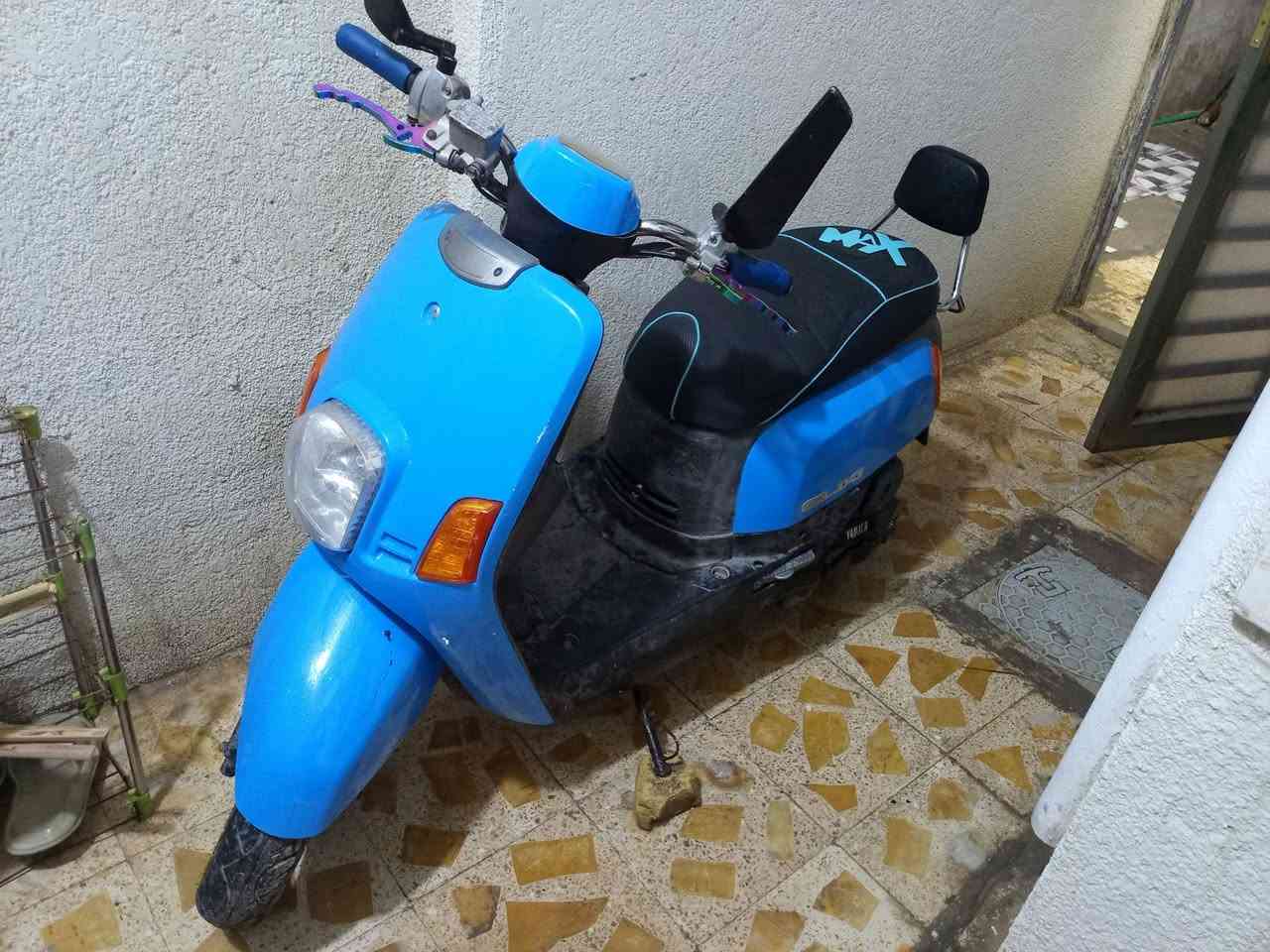 سلام عليكم دراجه بوليس للبيع نضيفه مكينه ما مفتوحه السعر خاص ***********
