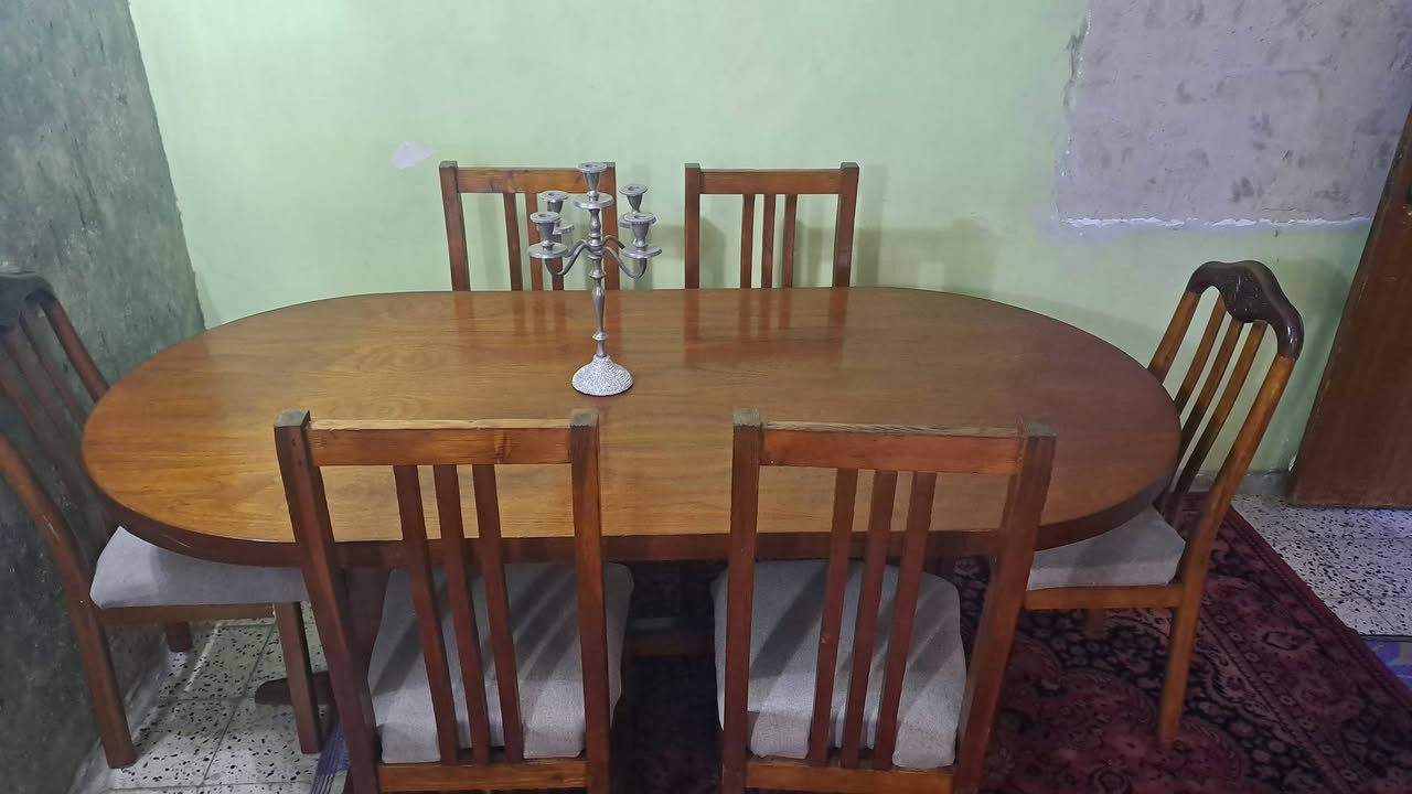 ميز طعام ٦ كراسي خشب صنوبر 
ميز طعام ٦ كراسي خشب صنوبر نظيف جدا جدا


**إذا كنت صاحب هذا الإعلان وتريد حذفه لأي سبب، رجاءا أرسل رسالة إلى الدعم الفني**