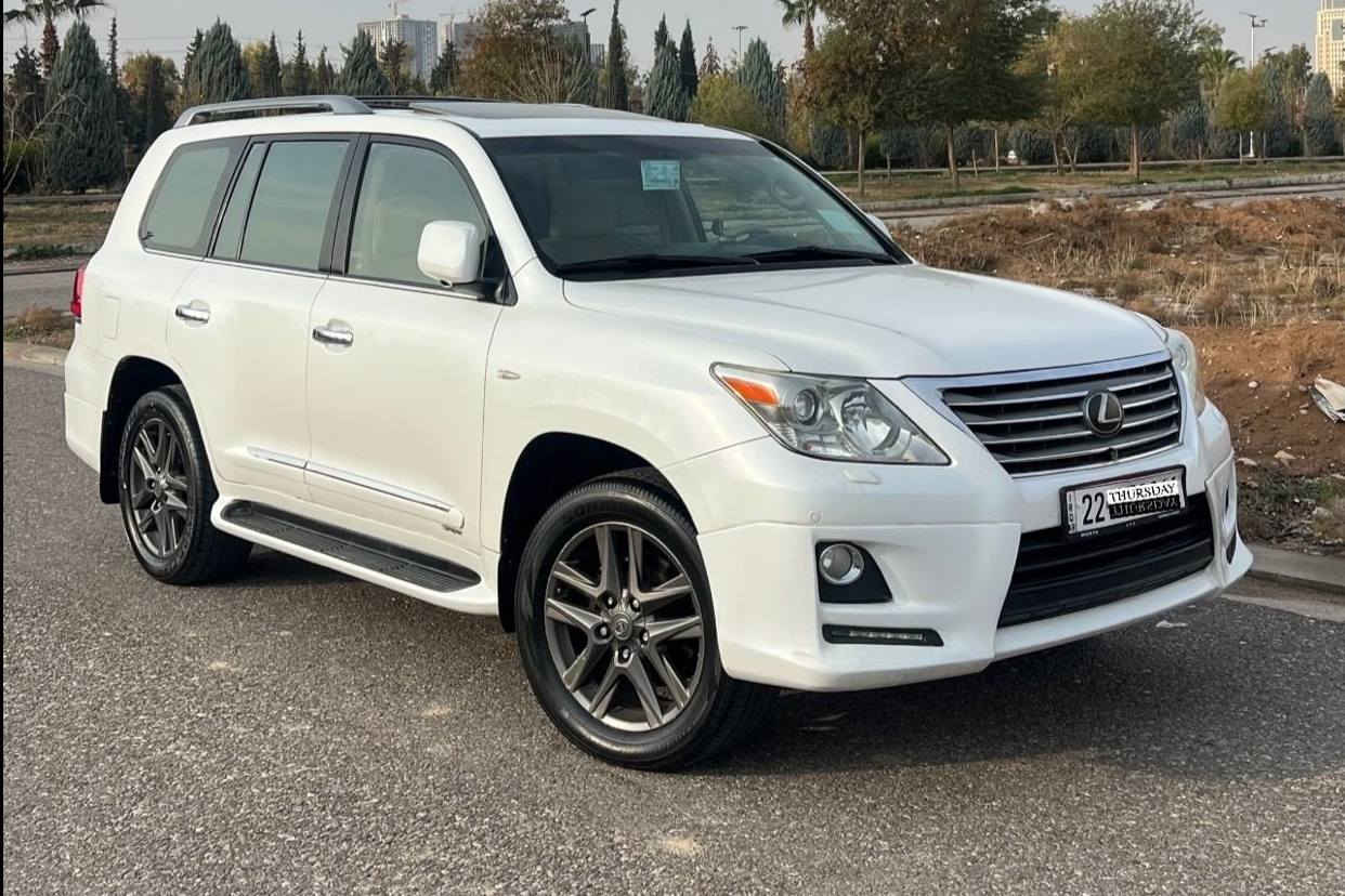 لێگزز LX 570 مۆدیل 2011 بڕێمی 
دەعامی بۆ دەعامی بەشەرت 
بێ بۆیاخ بێ سارد بێ شوخت 
ناو بێجی 
142 هەزار کیلۆمەتر حەقیقی ڕۆیشتووە 
برێمی ئەسلی 
مەکینەی 5.7 V8
بەسمەیە 
دژە خلیسک 
شەغال 
کەشن جلد و هیتەر 
کامێرا 
سەلاجە 
لایت زینۆن 
سڵایت 
دەرگای دواوەی جەگ
ڕادار پێش 
لەسەر دەقی شەریکە ماوەتەوە 
بەناو خۆمەوەیە سەنەوی نوێیە 
تحویل و غەرامە بەشەرت 
هیچ مەسرەفێکی تێدانیە 
کامل سێرڤسی بۆ کراوە 
چوار تایەی نوێی لەژێرە 

سـعـر : لە کۆمێنت داوابکە ڕاستەوخۆ بۆت دێت 📥 

گێر و مەکیەنەی بەشەرت 
هیچ کێشەیەکی تێدا نییە 

ژمارەی خاوەنەکەی 
***********
