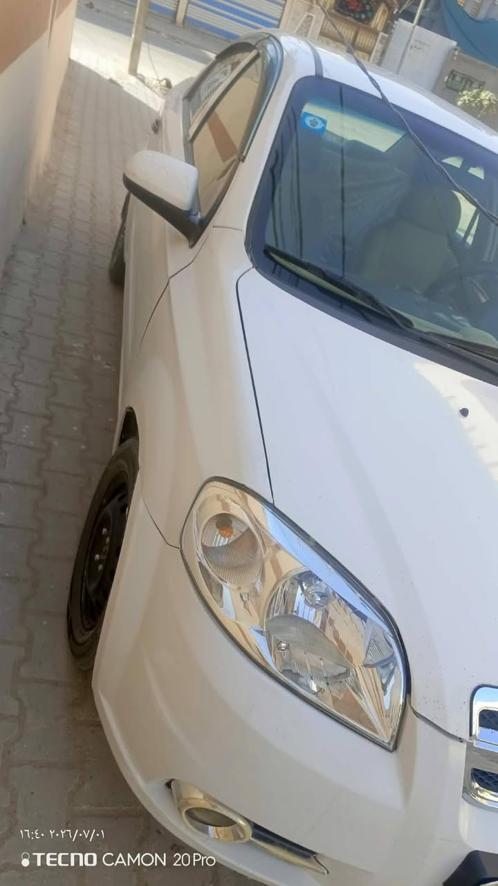 سلام عليكم سياره للبيع موديل ٢٠١١ بيها رشات صبغ ابيع حزام مكفول الشاصي وحوض وتكم وقماره مكفولات مكفول كير ومكينه وحداديه جديده تبريد ويه سويج تخم تاير باتري جديد كهربائيات كامله مكان السياره نجف مداور ثاني يوم سياره جاهزه على ٢٤ حبايه السعر ٦٥ وبيها مجال ***********
