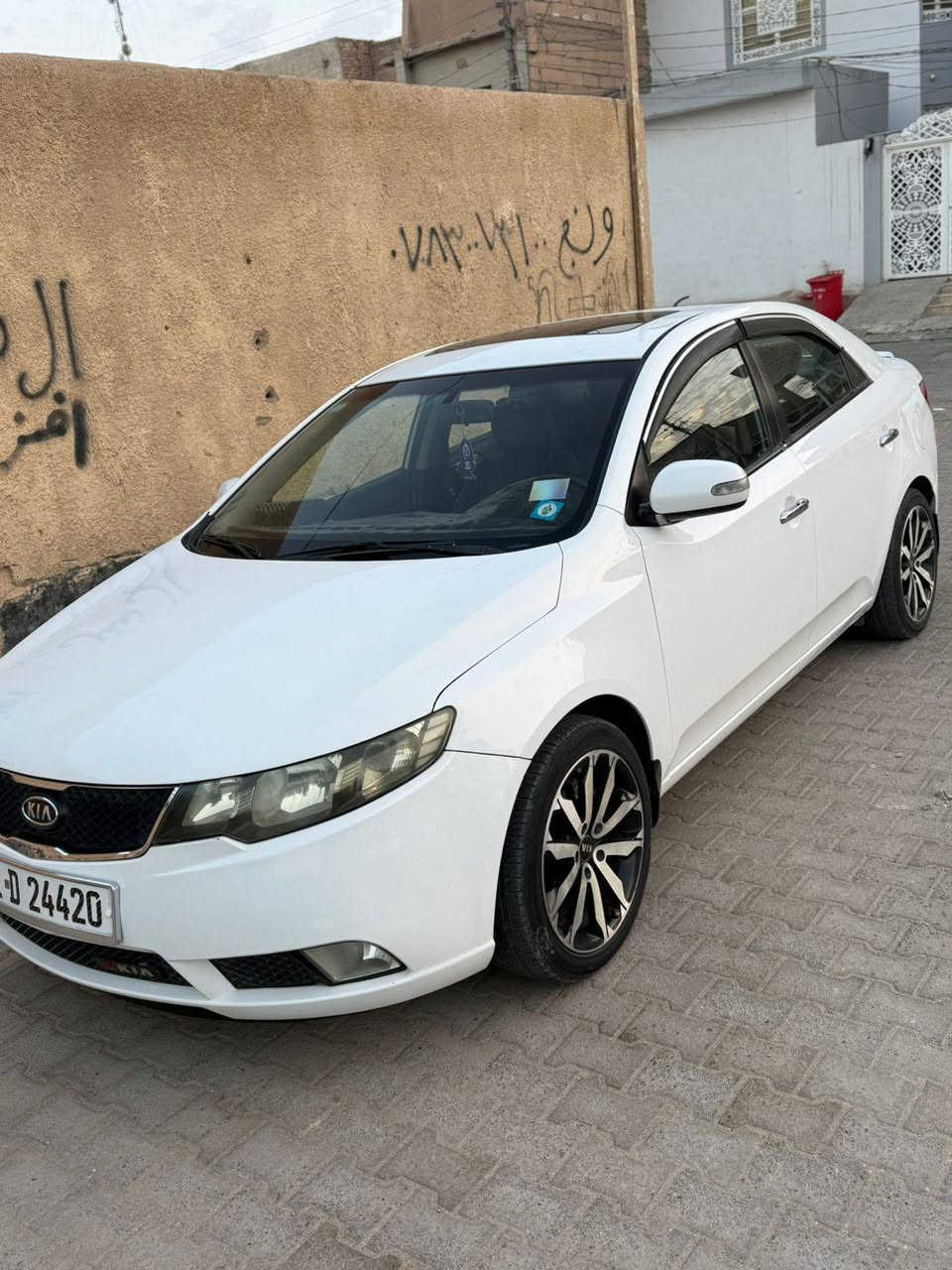 سيراتو 2010 كفاله عامة 1/1 فول
بصمه كشنات جلد تدفئه بسمي بغداد مداوم ثاني يوم
تواصل على رقم هذا راعي السياره [[***********]]
سعرهة 123 وبيه مجال مكاني نجف شارع المثنى
