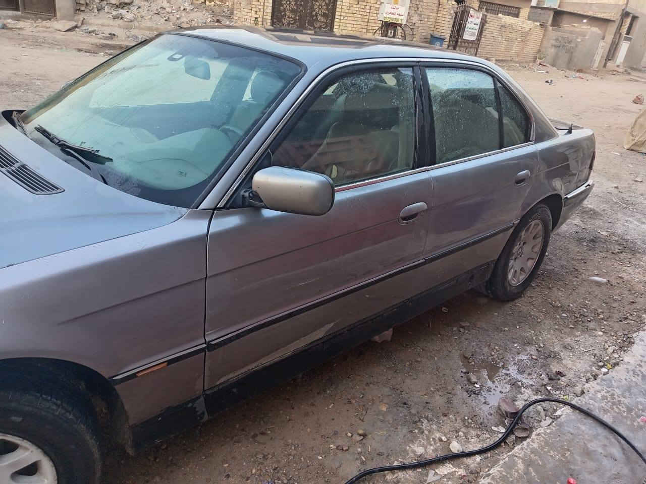 السلام عليكم
بي ام دبليو 730 موديل 1995
كير محرك لكزس 4300

السعر 70 $
. السيارة ما تصرف عليها دينار واحد وترايك للبصرة وبيها منضومة غاز ***********
