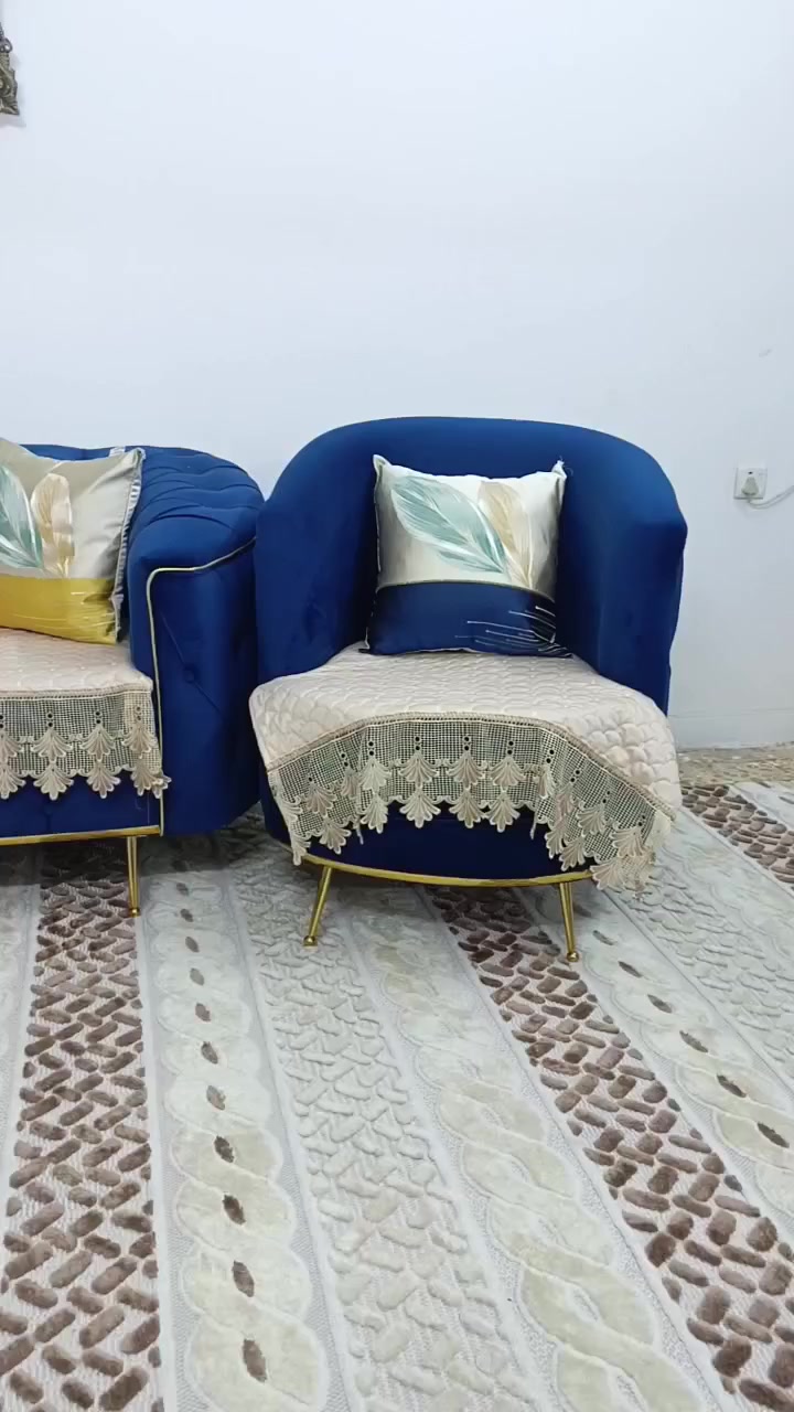 تخم قنفات 10 مقاعد وكوشات ووجوه كوشات وبردات 4 قطع  مع تزل قطعتين  كل قطعه 3 امتار مع ماسكات ذهبي، 700


**إذا كنت صاحب هذا الإعلان وتريد حذفه لأي سبب، رجاءا أرسل رسالة إلى الدعم الفني**