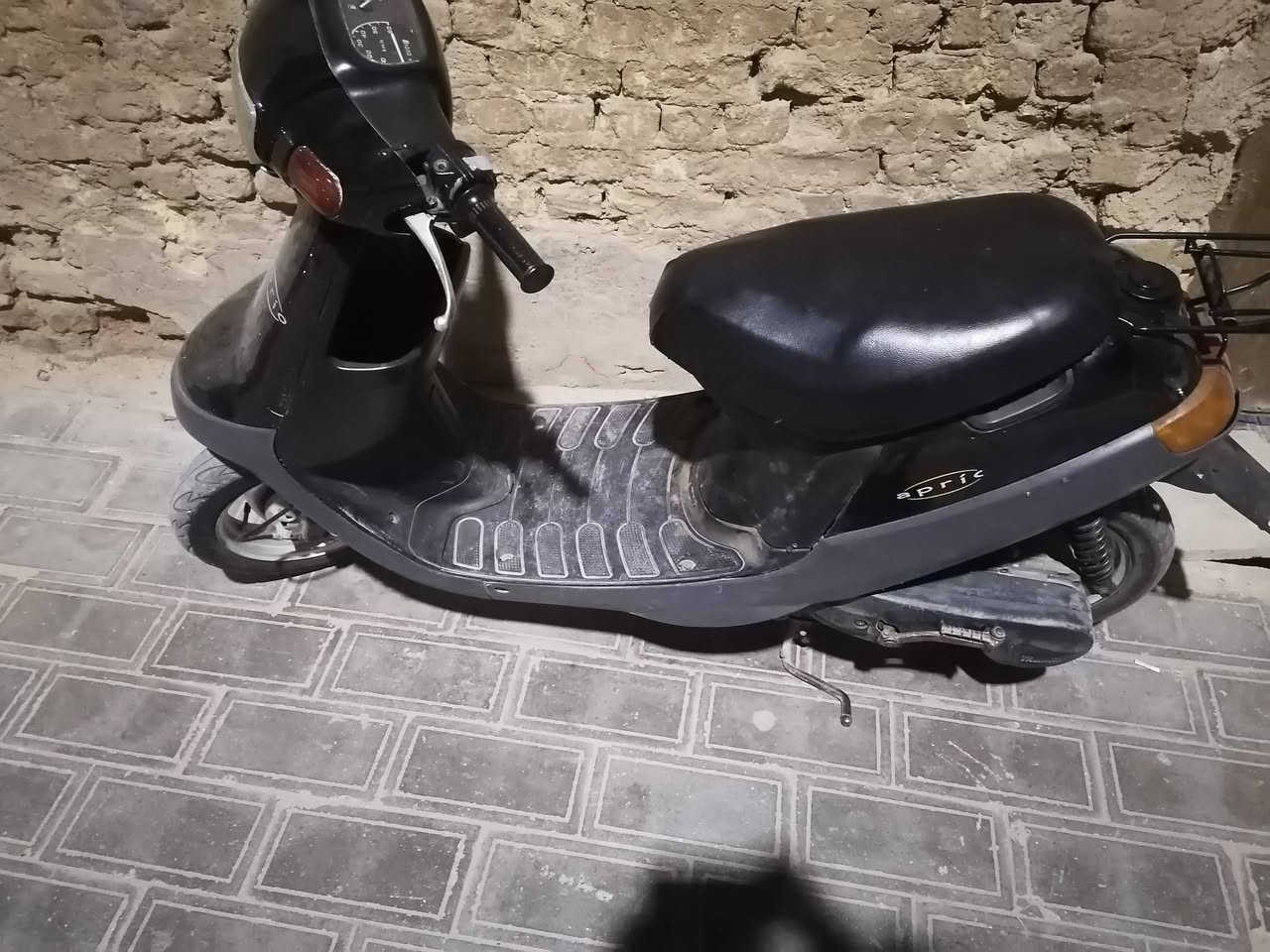 من رخصت الأدمن بطه للبيع كله شغال هورن اشاير سلف هندر لايت عالي ناصي قفل استيرن قفل جمطه قفل اكسل دراجه جاهزه من كلشي السعر 225 وبيه مجال العنوان طويريج متواجد خاص وتصال ***********
