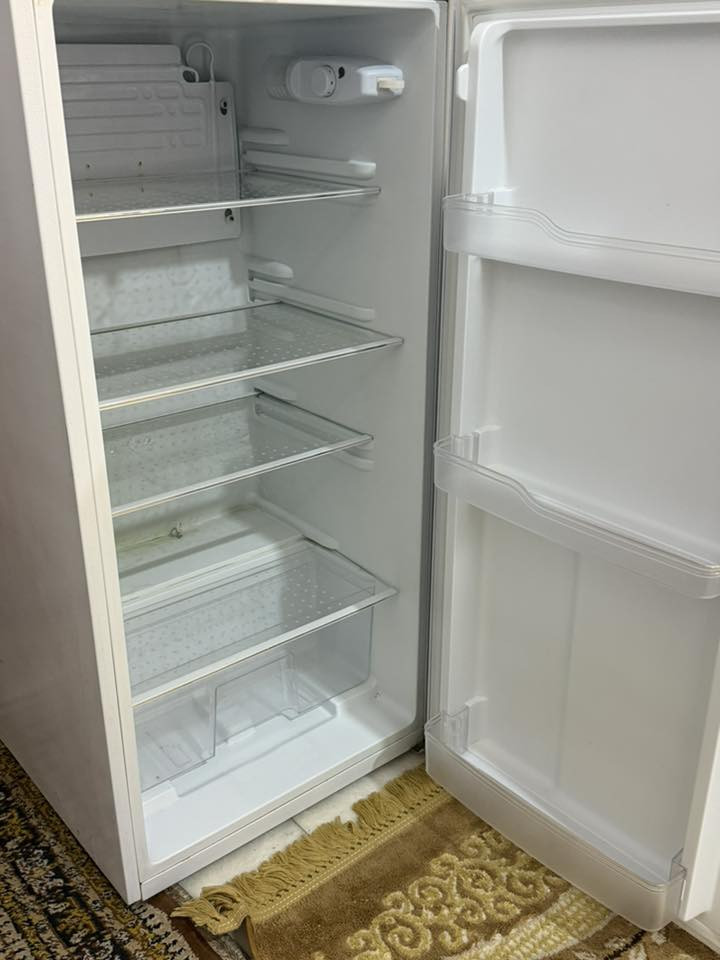 ثلاجة شونك 14 قدم استخدام قليل جدا ***********
مكاني بغداد البياع
