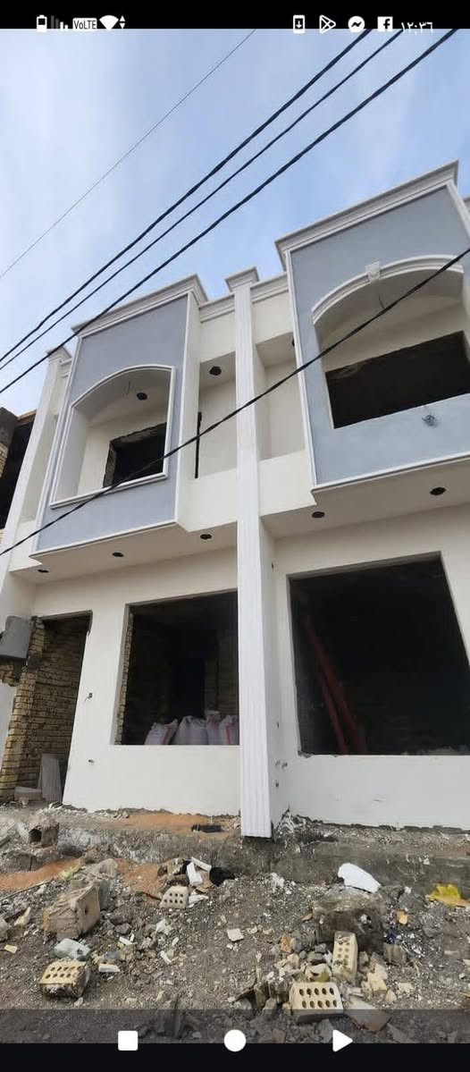 سلام عليكم يعلن مكتب حميد الستثمار العقاري عن بيع بيوت   المساحة خمسينات  يحتوي البيت الواحد علا غرفتين نوم وصالة ومطبخ وحمامين جنس العقار طابو زراعي سند ٢٥ منطقة الدوانم قرب الشرطة الخامسة والعالم سعر العقار مناسب جدن الستفسار علا الرقم *********** متاح واتساب ابو يوسف
