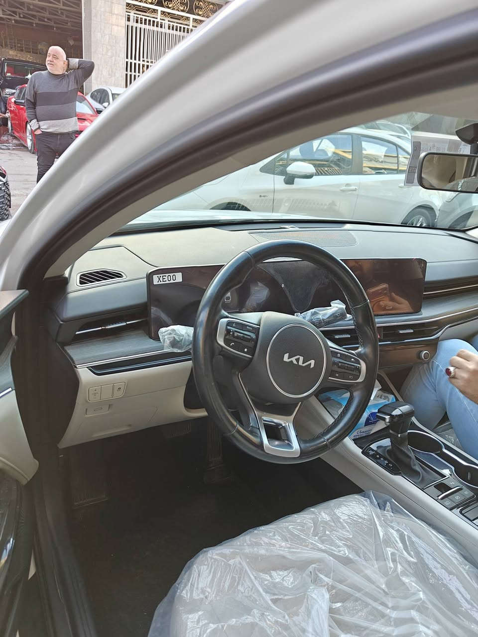 تحيه طيبه السلام عليكم ورحمة
كيا K5 خليجي 2024 

محرك:.25000

مواصفات :.
بانوراما 
بصمة
شغال (تشغيل عن بعد)
شاشة حجم كبير 
شاشة الكترونية 
كشن جلد 
كشن كهرباء 
مري شفط 
ويل كروم
داخل بيجي 
ليد أمامي و خلفي 
حساس أمامي و خلفي 
تبريد قطعتين 
صندوك ذكي 
درايف مود 
تحكم و تعديل سرعه
رقم أربيل دولي تحويل مباشرة 
السعر 225 ورقه 
أي استفسار رقم صاحب السياره 
*********** 
مكان بغداد البياع
