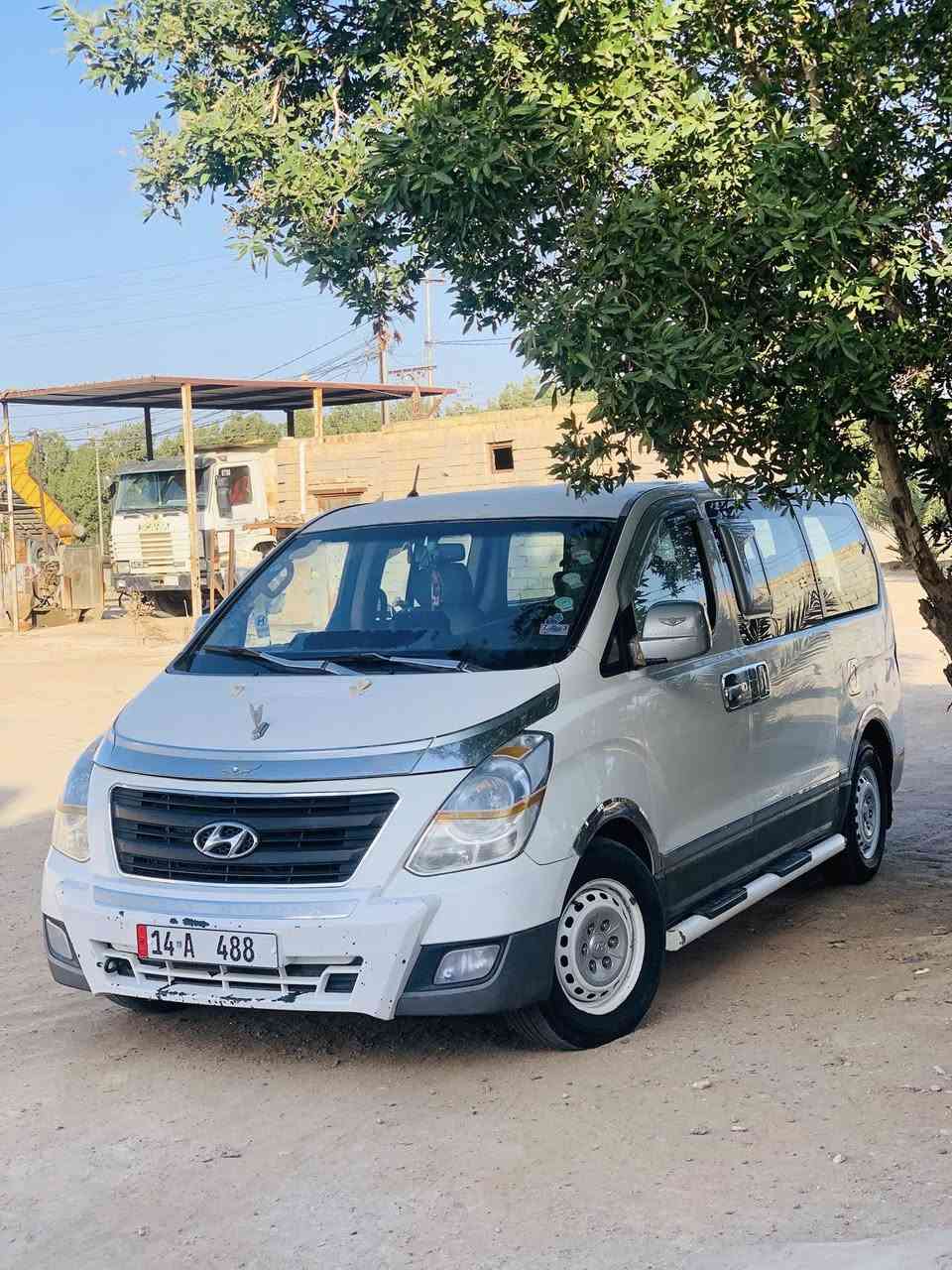 للبيع.. ستاركس موديل 2010 مفتوح محور مسكر 7سبلاين سياره جديده ما عوزه برقي تبريد ثلج رقم بصره دولي تحويل ثاني يوم سنويه 2027  مكان سياره ذي قار قضاء الإصلاح للاستفسار ***********
