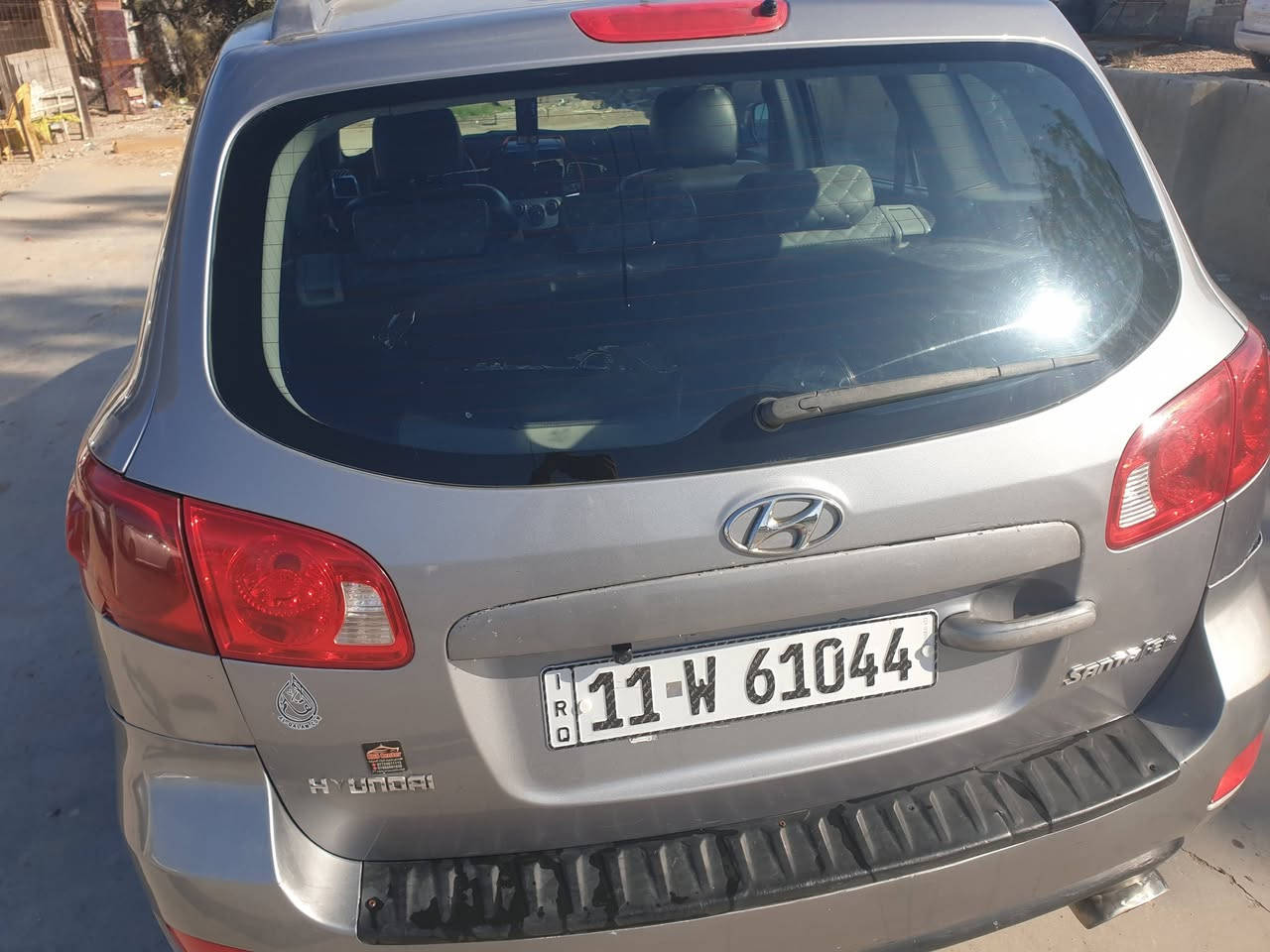 السلام عليكم 
سنتافيه 2008/V6/3300 
وارد امريكي مصبوغه حزام مكفولة من دواخل وضربه 
بيها تبديل جاملغ الايسر جاهزه حداديه جديدة تخم تاير جاهزه رقم بغداد باسمي انكليزي 
السعر ١٠٧ وبيها مجال 
بابل محاويل حي المشتل 
***********
