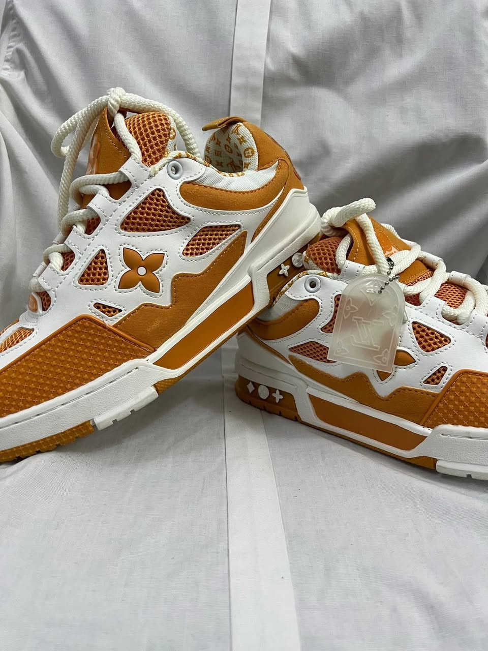 قياس 43
بعده بللوك 
اصلي 
امزون


**إذا كنت صاحب هذا الإعلان وتريد حذفه لأي سبب، رجاءا أرسل رسالة إلى الدعم الفني**