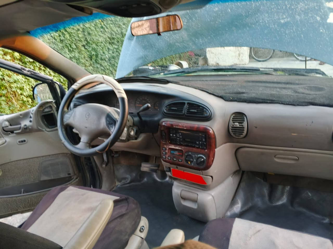 السلام عليكم بيع مستعجل دوج بلايزر موديل 2000رقم بغداد7راكب مكينه 3300المرغوب تحويل ثاني يو كهربايات كامله مكينه وكير حاويه تبريد شغال تخم تاير السياره كامله فقط سنويه نافذه ودجه مكينه الفوك تراي وين ميعجبك السعر 47وبيهه مجال بصيط المو شراي صلي علا محمد بدربك مكانه بابل الهاشميه ***********
