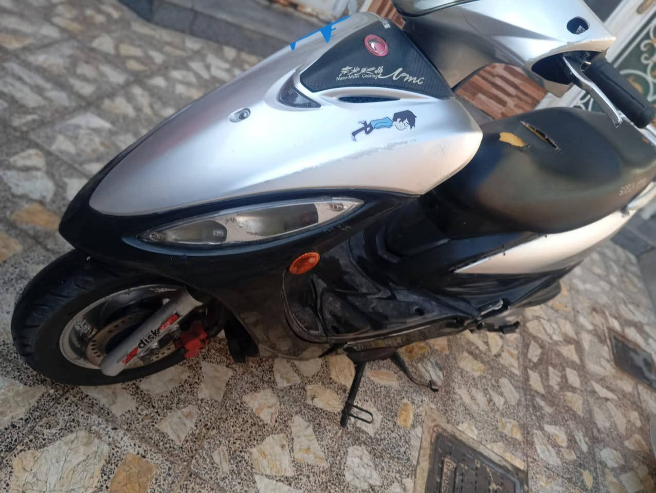 السلام عليكم
دراجه للبيع 
اشاير زنون رماش لد 
تخم تايرات جديد 
دراجه خير من الله 
صار سبوع من مجفته 
السعر 350 قفل 
مكاني نجف الاشرف 
الموشراي لايكسر بل سعر


**إذا كنت صاحب هذا الإعلان وتريد حذفه لأي سبب، رجاءا أرسل رسالة إلى الدعم الفني**