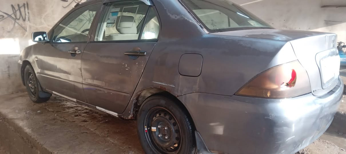 السلام عليكم لانسر موديل ٢٠٠٦ رقم بغداد بسمي تحويل مباشر سياره بيها جراد مكفوله من ضربه وصبغ مكينه مكفوله كير مكفول السعر ٦٣ وبيها مجال ***********
