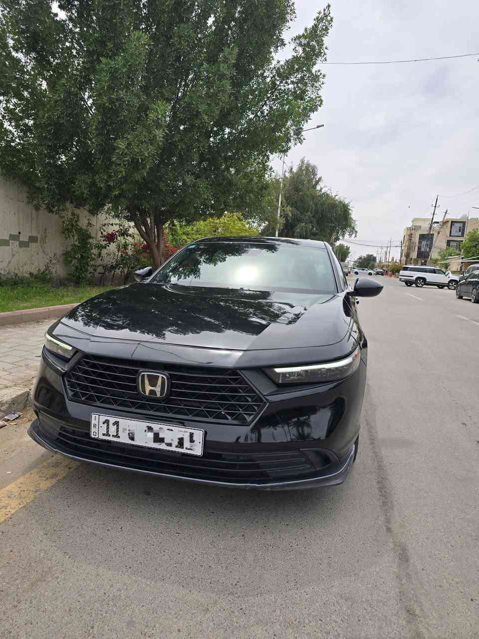 هوندا اكورد سبورت 23 لون اسود امريكي حادث جاملغ وبنيد صبغ بدون دواخل ايرباك برده وكشن فقط ماشيه سياره 30 الف ميل سياره موصفات سبورت فتحه ورادارات ويل كب باقي مواصفات معروفه 

مكان سياره بغداد العامرية
سعره  17500 ورقه

***********
