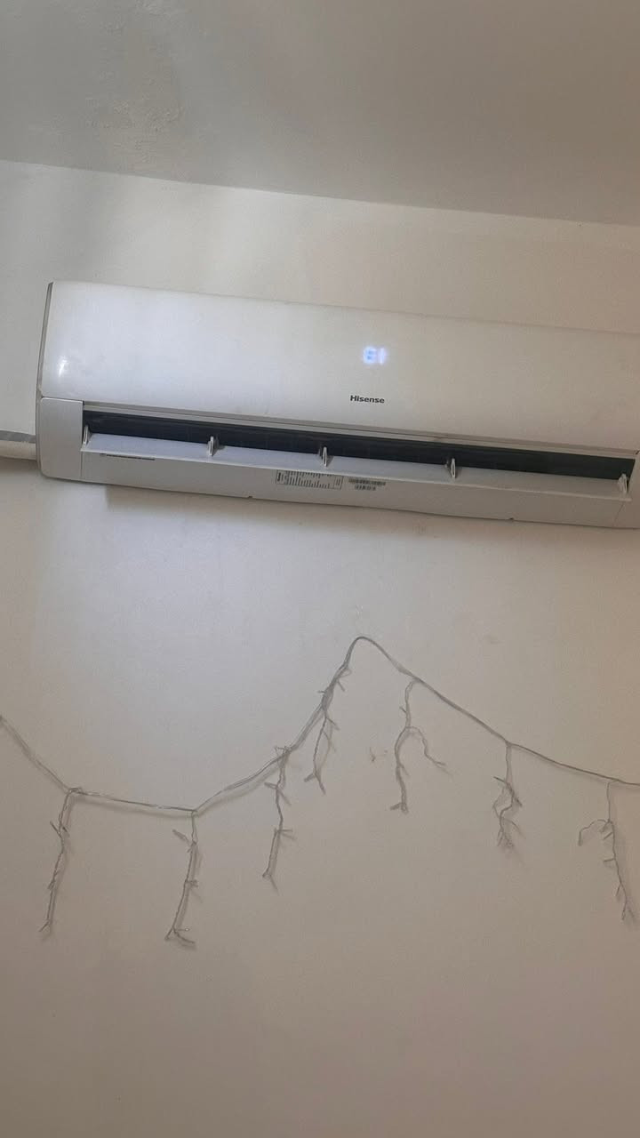 سبلت طنين نوع هاينس نظيف جدا وشغال ومابي عطل ولا مصلح سعره 400 بي مجال 
للشراي 
***********
