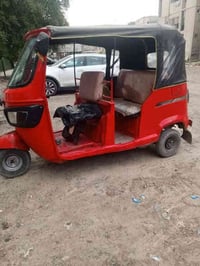 السلا م عليكم تكتك مديل 18 مرقم بغداد البيع السعر 3 و٧٥٠ المكان البياع...