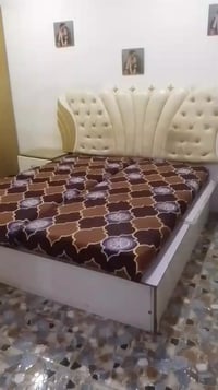 غرفة نوم • أثاث