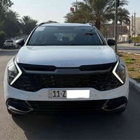 للبيع سبورتج 2025 بلاك ادشن مكفوله كفاله عامه من الصبغ والتبديل والبار...