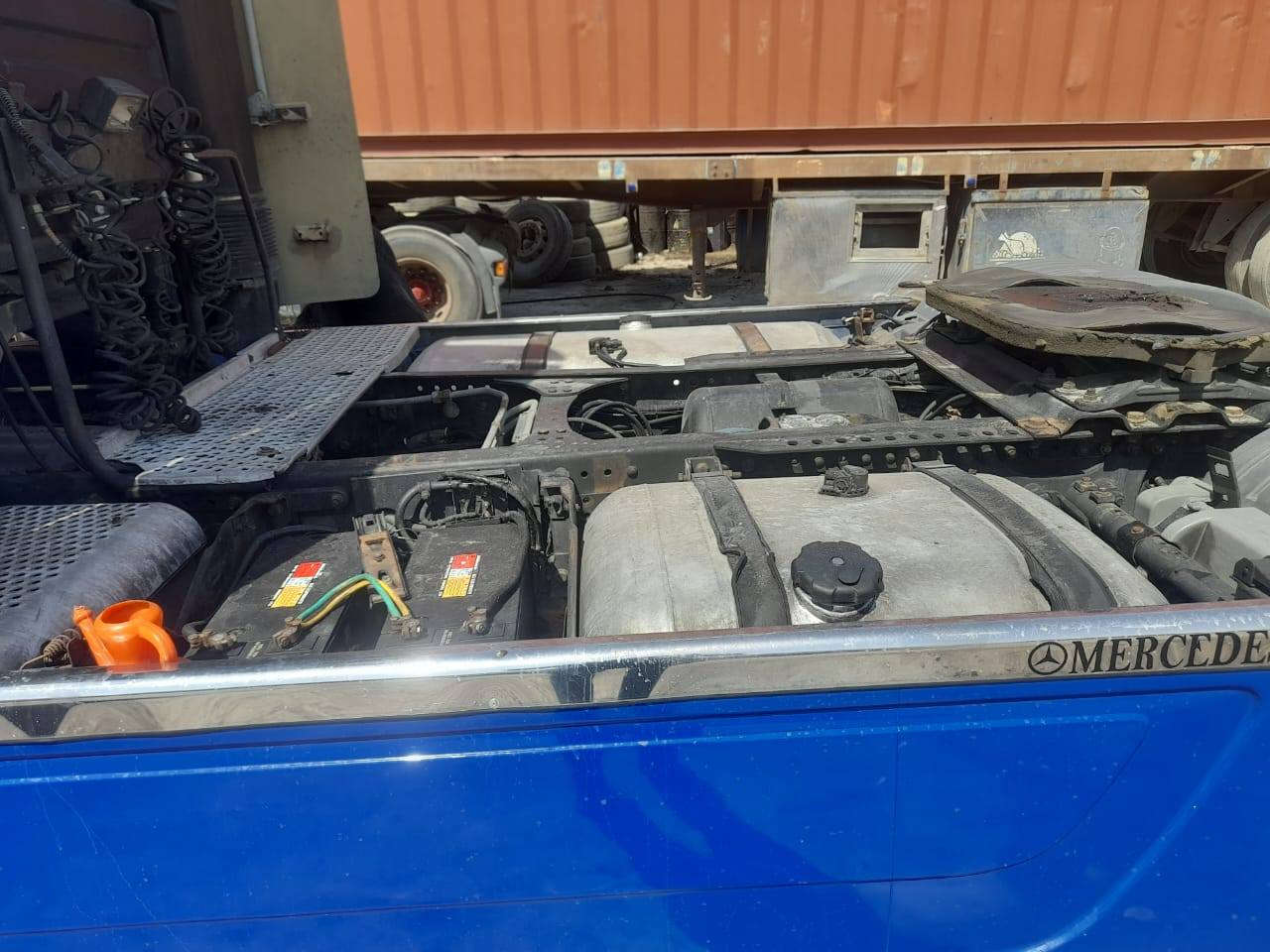 أكتروس للبيع موديل ٢٠٠٢ مكفوله ررقم دولي سنويه 2030 السعر ٢٤٠ راس تريله
رقم الهاتف ***********
