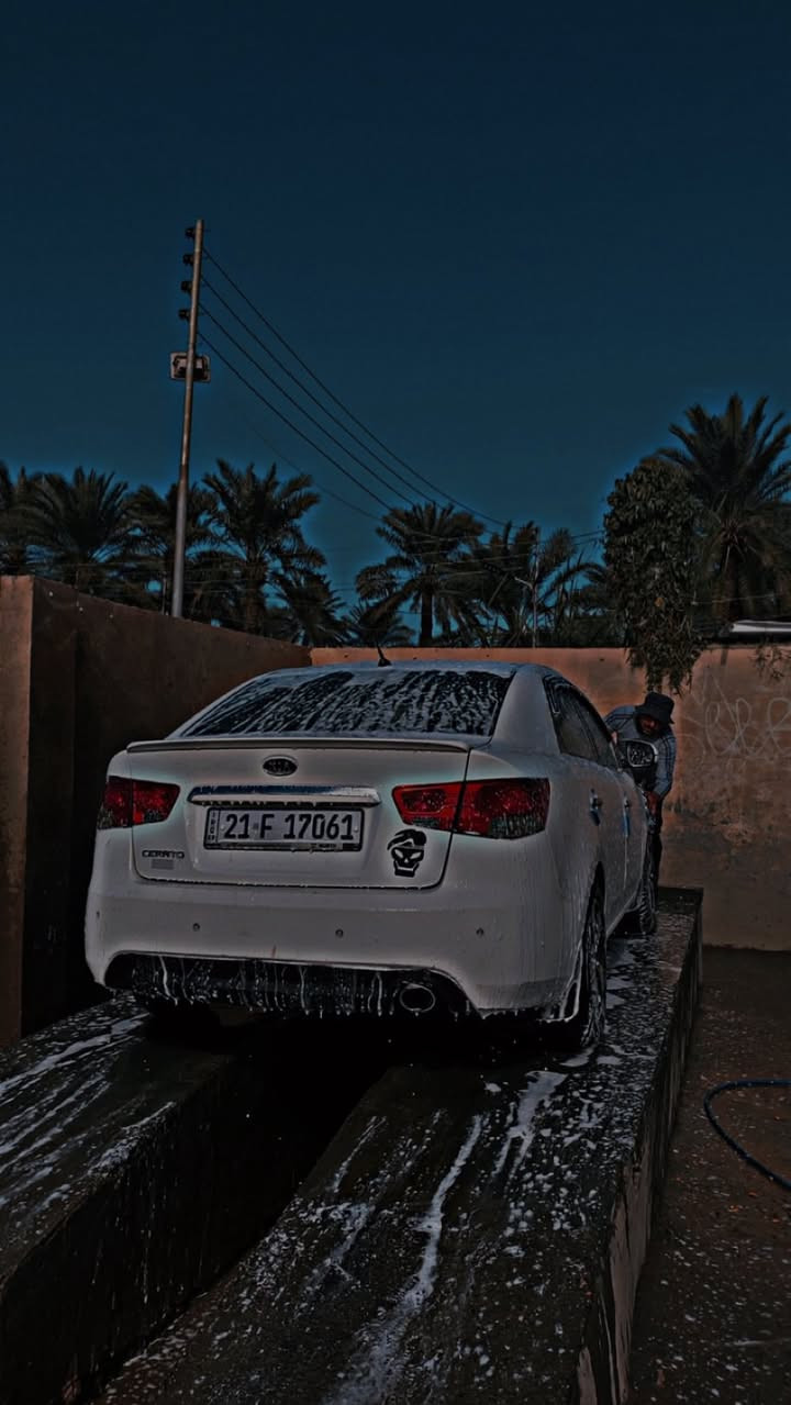 سلام عليكم
ك سيراتو 2013
خليجي محرك 1600دوش 
رقم شمالي سليمانيه 
تبريد خير من الله 
حساس خلفي 
نضام ترحيب 
شفتات 6نمر 
المري شفط 
تحكم ستيرن 
لد نهاري 

السعر 114 بيها مجال بسيط 
***********
