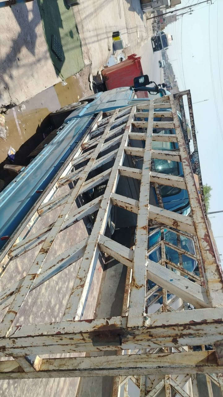 سلام عليكم شباب محجر للبيع
مال بنكو نضيف عوزه صبغ    سعره ١٥٠ قفل 

***********
