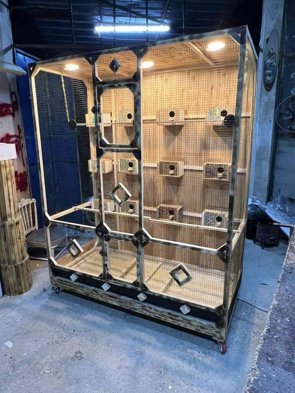 سلام عليكم
شغل حسب طلب 
ارتفاع 170 النزال60 العرض 150
العنوان كركوك قرب جسر ولاده 
شغل جميع اقفاص خانات كشوانيات ابراج 
حسب الطلب واجهيات
***********
