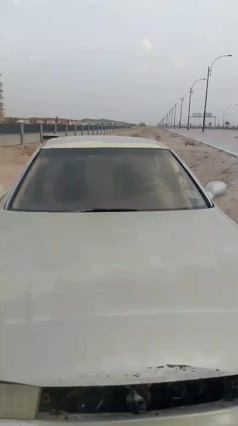 كراسه للبيع مكاني بصره سياره حلوه بس ماتشغله قطع نارماعرف شنوبيه 35وبيه مجال***********
