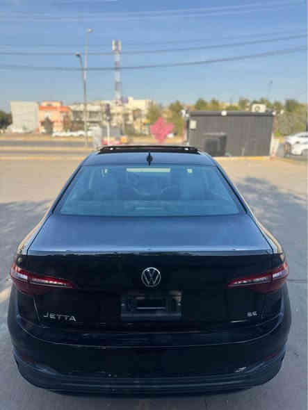 جيتا فولكس واجن SE 2024 
بانوراما جلد شاشة ديجيتال 
موديل 2024
قطعتين صبغ 
بدون دواخل كلها سليمة
فول مواصفات 
ماشية 70
تترقم شمالي أربيل دهوك سليمانية 
السعر 149$
شركة الوتين / اربيل
***********
*********** أربيل
