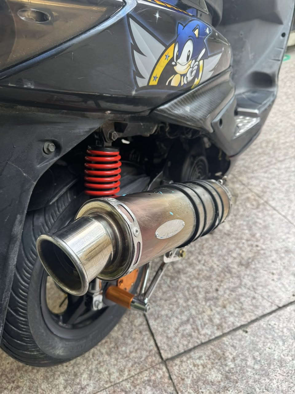 سلام عليكم ياولد سكنس فجل للبيع 
الدراجه كامله من كلشي وكلشي بيه اصلي + ابلادي 
بوشه 58 ونص 
والكاربون البيه بلادي 
الدراجه خير من الله 
شلعه ومعدل جيب وياك فيتر 
فقط واتساب موجود السعر خاص ***********
