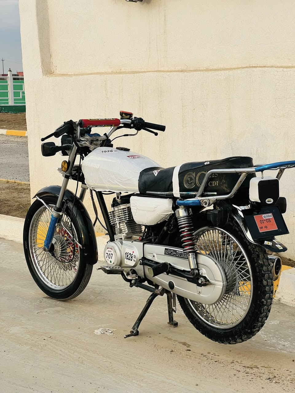 السلام عليكم للبيع دراجه تايكر موديل 2024 دراجه بلاديه لون اسود محرك شرط تايرات جدد وياله عدله كهربائيات كلها شغاله عالي ناصي زنون محرك اخرس نشاط فول دراجه كامله مكمله بيع او مراوس يرهم الاتصال *********** متواجد نت او اتصل ملاحضه دراجه بيها نقص دشبول لن شاشتها حتركت وفتحتها تنزل من سعر لدراجه وهلا بل شرايه
