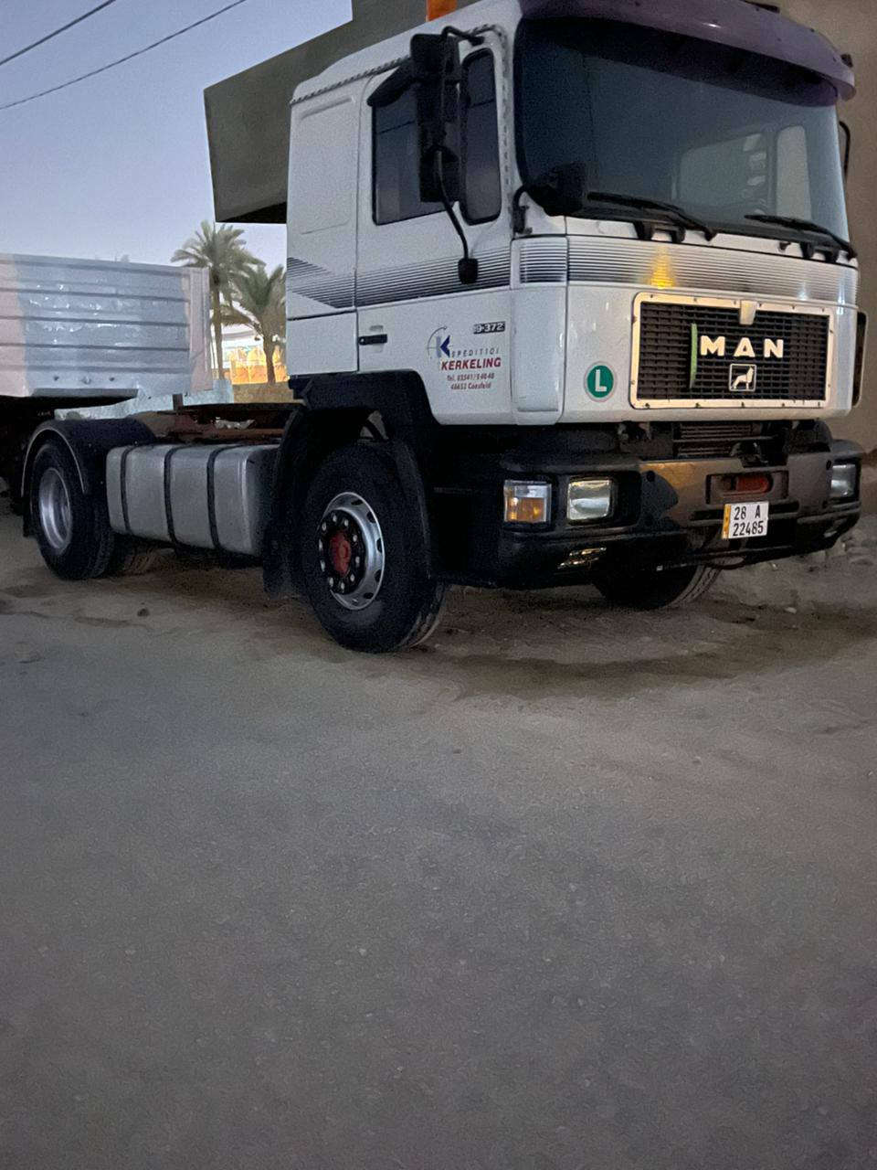 السلام عليكم سياره مان موديل 91 سياره جاهزه للعمل تخم تاير جديد كير ومكينه حلوات سياره سنويه جدد 28 رقم السياره نجف انكليزي 28 مكان السياره النجف كوفه سعر السياره اتصل على رقم الهاتف ***********
