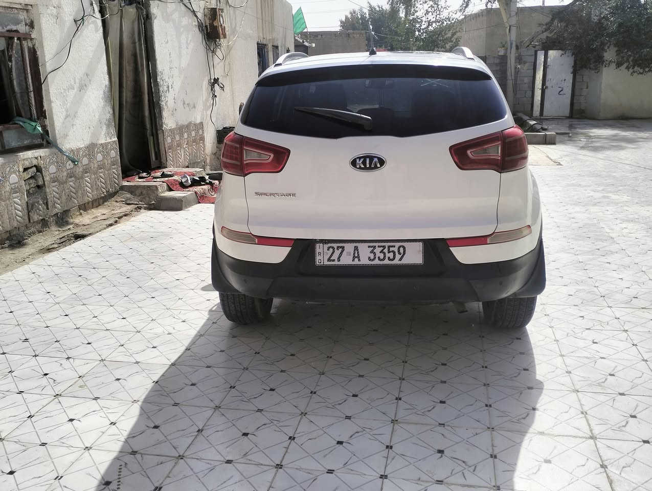 سلام عليكم سياره سبورتج للبيع موديل 2011 كفاله عامه رقم انكليزي ذي قار السعر 140 وبيه مجال ***********
