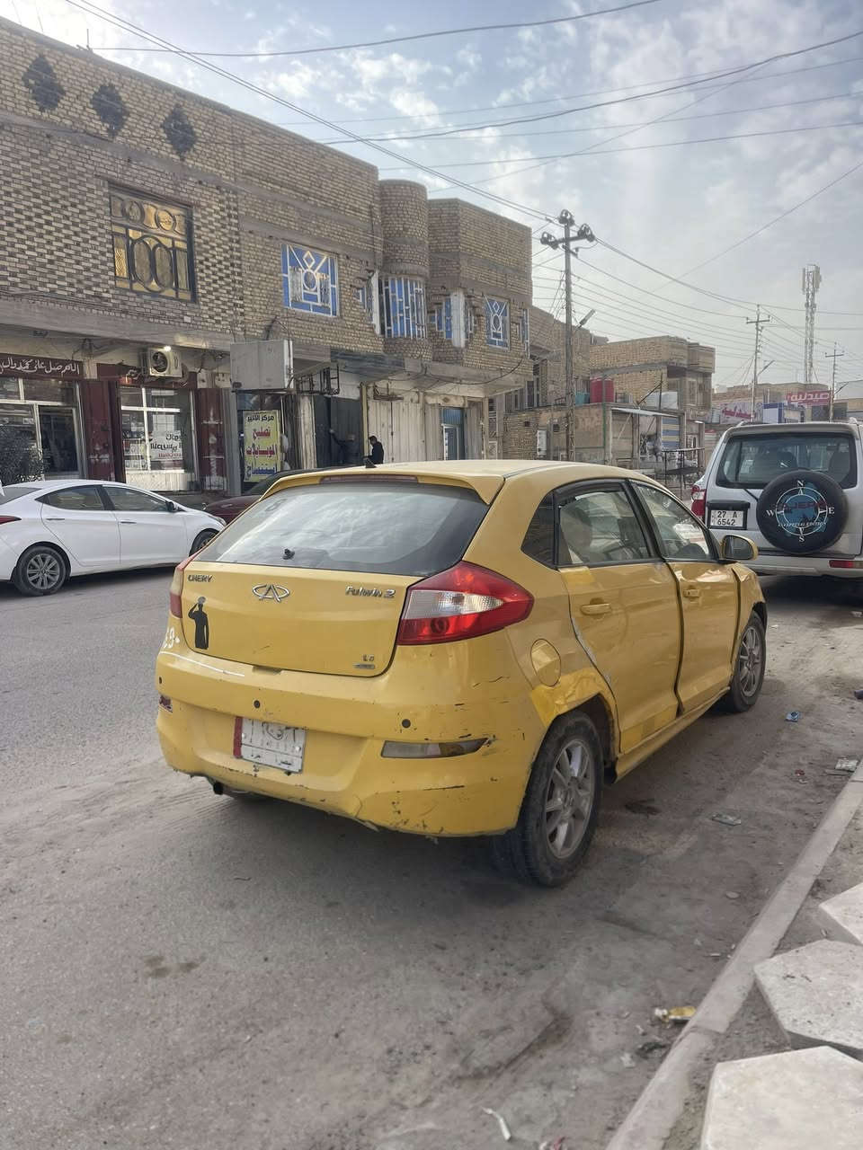 السلام عليكم للبيع أو مراوس شيري فلاوين موديل ٢٠١٣ رقم بصرة مشروع وطني راعيه ماندله اكفلك سرقه وعشاير محرك وكير كورلا وحداديه تخم تاير جدد مكان ناصريه مركز السعر ١٤ وبيه مجال رقم ***********
