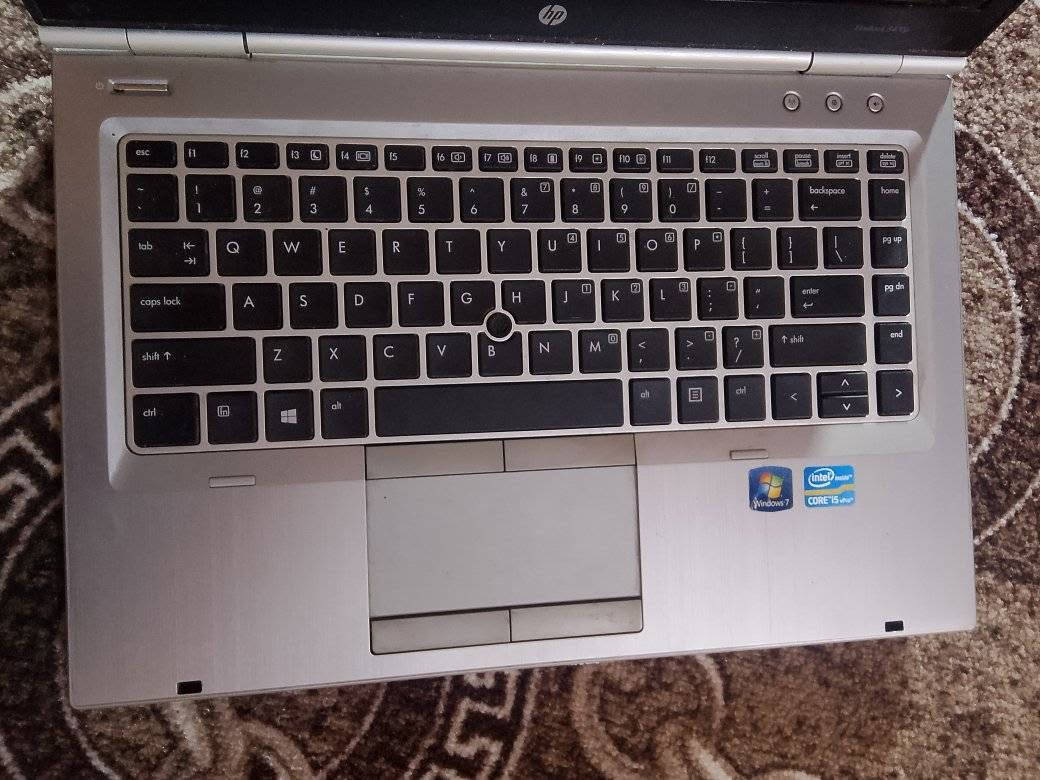 السلام عليكم يتوفر لابتوب HP (Elite Book 8470p) يحتاج فقط الى هارد (نقص هارد) مع شاحنه جديدة للبيع الابتوب جدا نضيف.


**إذا كنت صاحب هذا الإعلان وتريد حذفه لأي سبب، رجاءا أرسل رسالة إلى الدعم الفني**