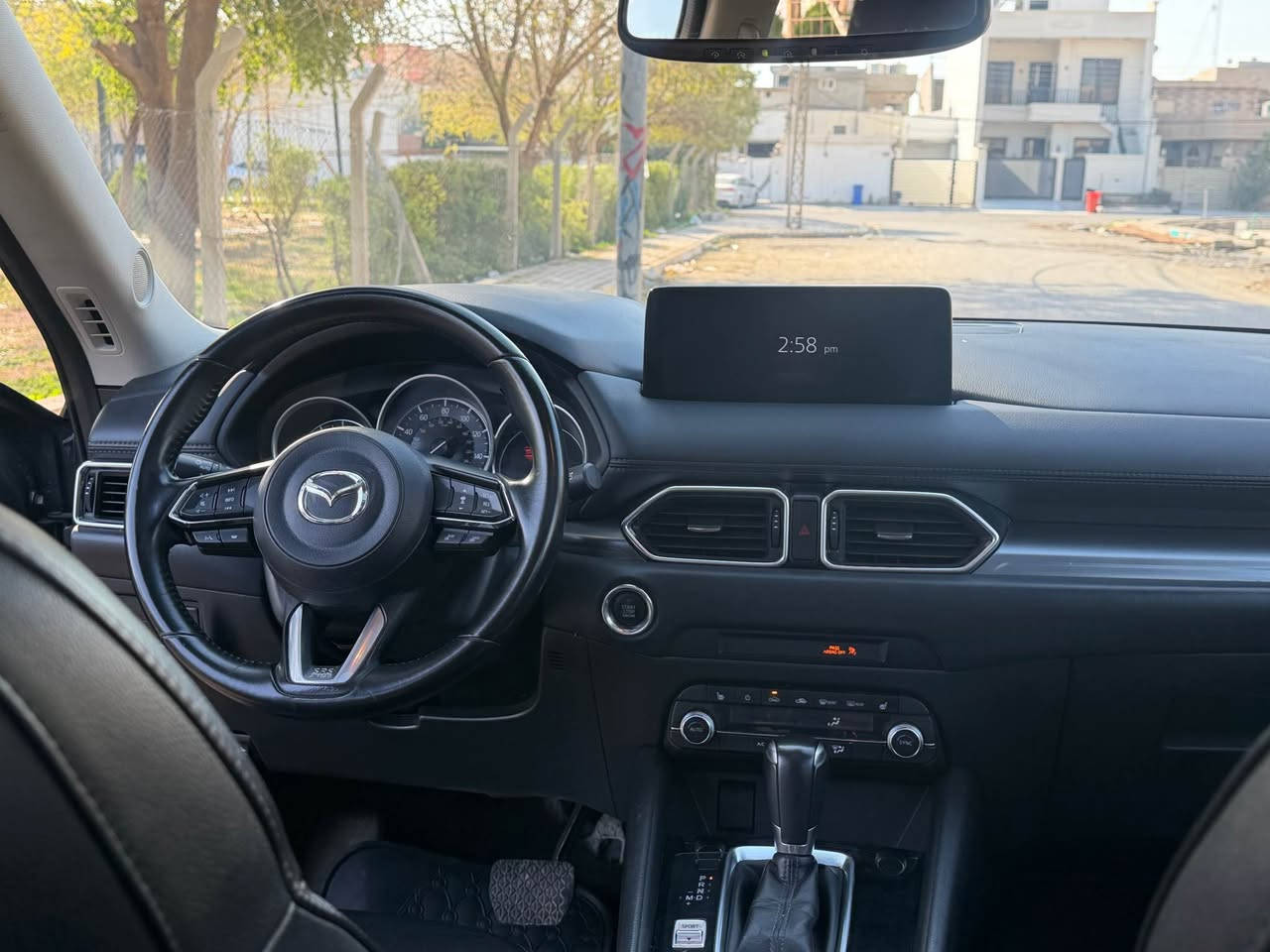 السلام عليكم رمضان كريم ☪️ 

مازدا CX5 

مواصفات : preferred

موديل 2023 

عدد المسافة : 52 ميل   

حجم محرك : 2.5L ( 4،سلندر) 

بدون ضرر : شرط كلين بدون طخه او تعديل 
او تكحيل او صبغ 
ايرباك برده طاك جهة السايق بسبب طخة التاير مالتها 

فتحة سقف 
دبل اكسل AWD 
بصمة ابواب 
بصمة تشغيل  
هاند بريك بصمة 
اوتو هولد : Auto Hold 
اوتو ستارت : Auto start 
اوتو ستوب : Auto stop 
رادار امامي ( نقاء عمياء) 
رادار خلفي ( تحذير من الاصطدام) 
تحكم ستيرن 
كشن كهربائي
تبريد مركزي 
لايتات ليد و عدسة زينون  
وبعد هوااي اكو مواصفات…

رقم أربيل ومكان السياره كركوك 

رقم الشاصي : jm3kebcm5p0114403

للاستفسار اكثر الاتصال او واتساب :
*********** كركوك, العراق
