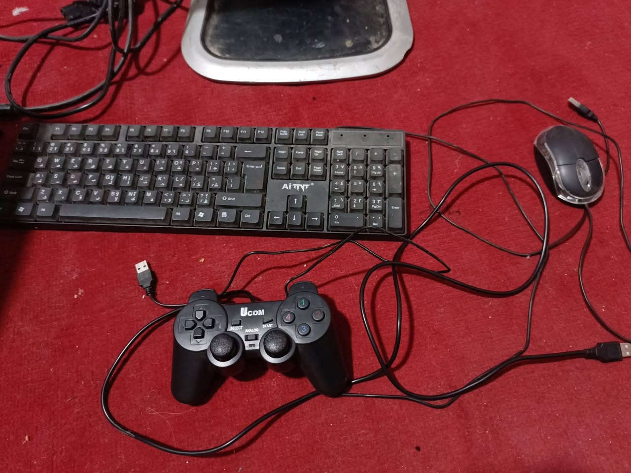 حاسبة منضدية كاملة وشغالة السعر 75 مكاني النجف حي ميسان


**إذا كنت صاحب هذا الإعلان وتريد حذفه لأي سبب، رجاءا أرسل رسالة إلى الدعم الفني**