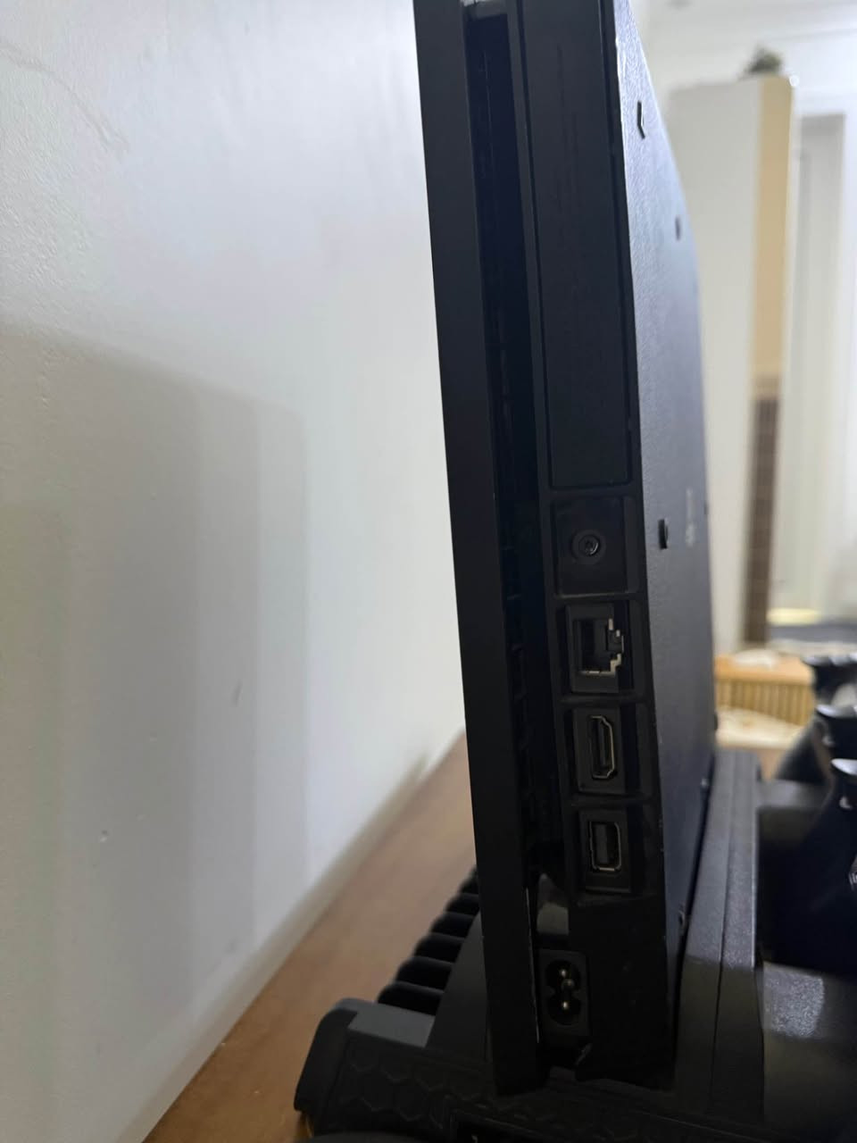 پلي 4 للبيع مع كامل ملحقاته 
العابه جي تي اي5 
كودو فور جزء ثالث
فيفا 25
بيس 21
تكن
سعر 450 الف وبي مجال خناقين, ديالى


**إذا كنت صاحب هذا الإعلان وتريد حذفه لأي سبب، رجاءا أرسل رسالة إلى الدعم الفني**