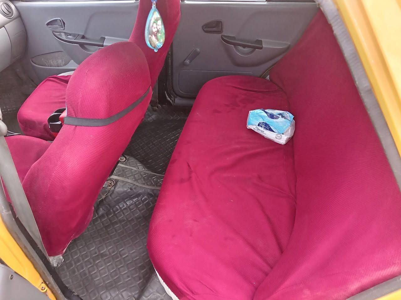 سلام عليكم سايبه للبيع موديل 15 مصفره هيه وغرامات تبريد تدفىه تخم تاير حداديه كفاله دوشمه شاشه العنوان ديوانيه السعر 35الستفسار عله الرقم ***********
