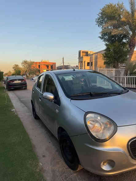 باندا موديل 12السعر (51)وبيها مجال حك الجيه السياره مكفوله من الحادث والتبديل كير محرك تخم تايرات حداديه جديده بيها صبغ جماليه اكرر جماليه مكاني بغداد حي الجامعه هاتف *********** بغداد
