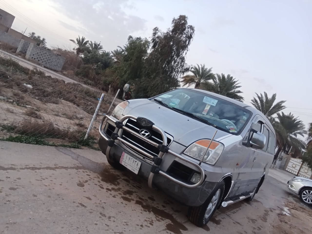 سلام عليكم البيع ستاركس 2007رقم بغداد 
دولي سياره كفاله عامه من صبغ ضربه شواصي وخياس  وجراد تخم تاير كير اكسن مكفولات محرك بيه بخار 
***********
