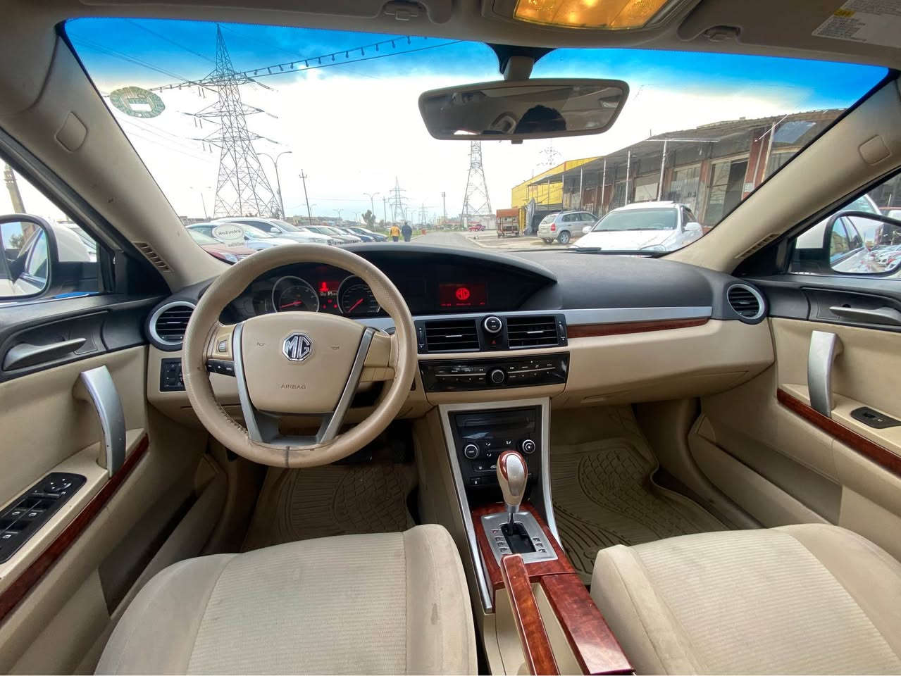 ئيم جى،موديل٢٠١٤،گير توماتيك
مكينه ٢٠ى بئ توربؤ،گير و مكينه و تبريد به شةرت 
بئ سبوغ بى ليدران،له هةوليرم،نرخ:٦٥$ قفل
٩٥٠$ غرامةى له سةره دواى معامله دةيدةمةوه ،
ژ.م:*********** أربيل, العراق
