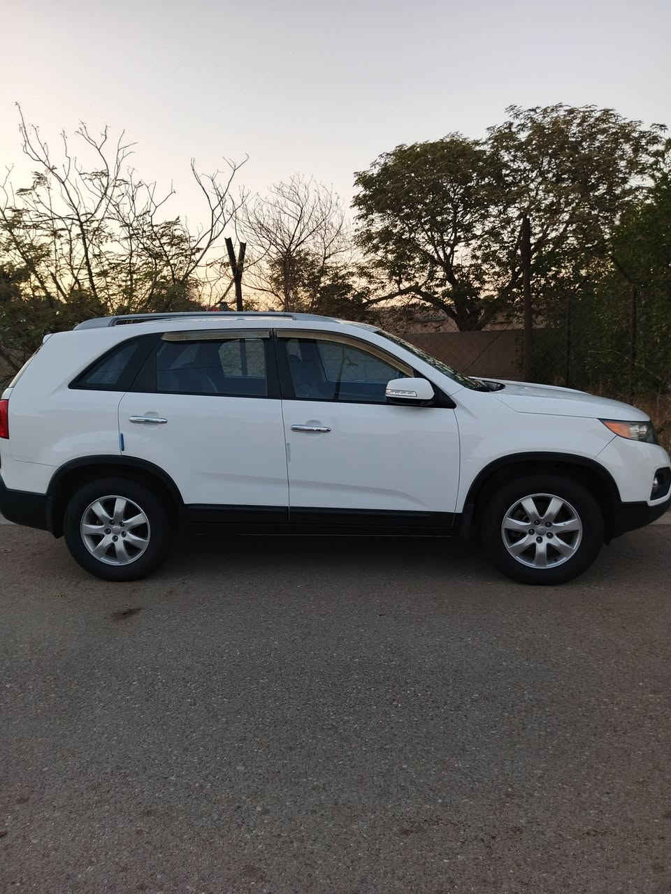 السلام عليكم
كيه سورنتو خليجي ١٣
مكفوله كفاله عامه 
مكينه ٢٤٠٠ السياره جاهزه مابيه اي نقص 
مال جناي ‏‪***********‬‏
مكان واسط 
مكلف بل نشر
