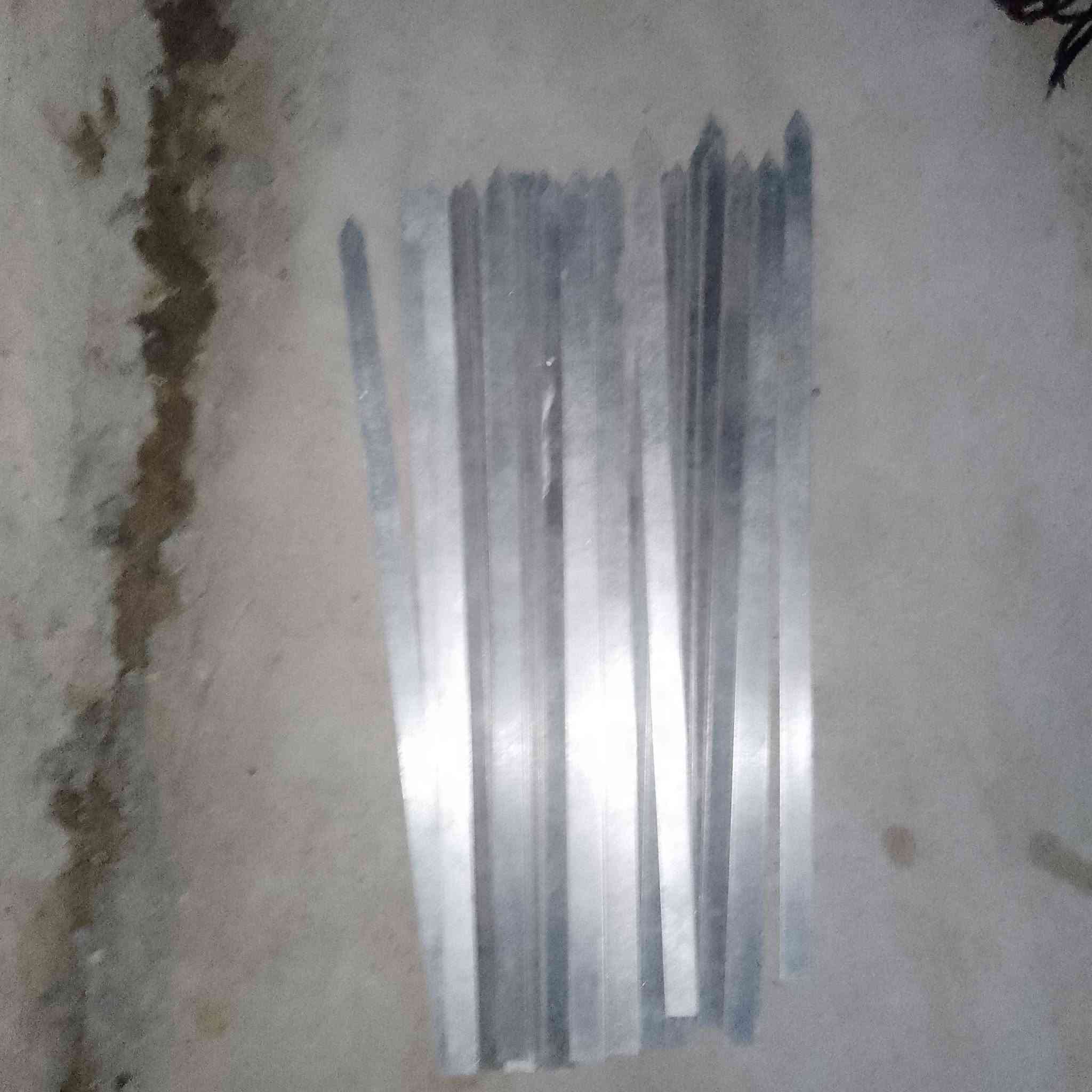 السلام عليكم
مشوايه كباب مستعجل على بيعتها
عرض متر ونص
والطول متر 
مع 34 شيش جديد (فافون) 
مع باور هوة حجم كبير جديد
السعر 140الف وبيها مجال 

***********
.

.
***********
