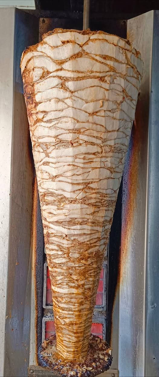 خلفة شاورما تجهيز درجة أولى متفرغ للعمل 
شد تشريح تخمير 
تجهيز مناسبات 
العنوان بغداد 
للتواصل واتساب : ***********
