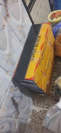 عندي أزاره جديده 80متر  هن 5 كراتين  الي رايدهن يتصل على هذا الرقم ٠٧٧...