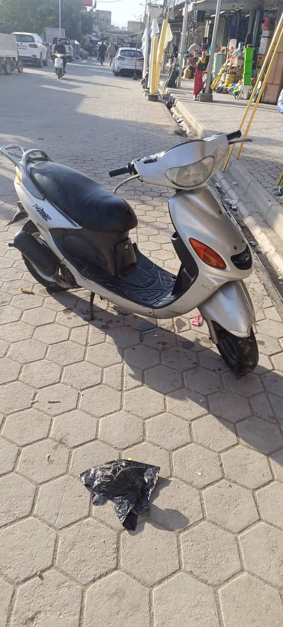 سلام عليكم
دراجة دولفين للبيع
سعر مناسب الشراي ينتصل بية ويدلل
***********
