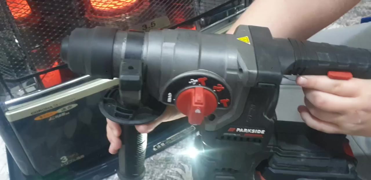 للبيع بدون ملحقات


**إذا كنت صاحب هذا الإعلان وتريد حذفه لأي سبب، رجاءا أرسل رسالة إلى الدعم الفني**