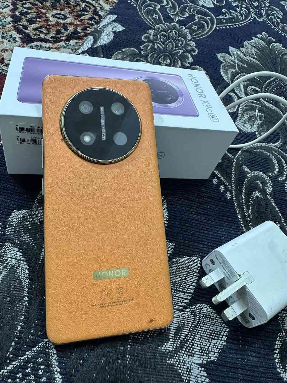 هونر 9 سي غراضه كامله
ذاكره 256 
نضيف جهاز  السعر 270 
ماراوس فقط بيع لاتجيني تكتب مراوس رجاء فقط بيع


**إذا كنت صاحب هذا الإعلان وتريد حذفه لأي سبب، رجاءا أرسل رسالة إلى الدعم الفني**